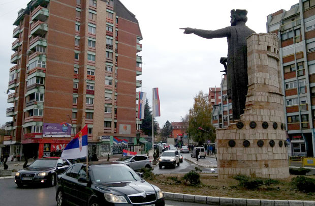 ПОБЕДА ПРАВА И ПРАВДЕ: Грађани северне Косовске Митровице са одушевљем прихватили резултате гласања у Дубајиу (ФОТО/ВИДЕО)